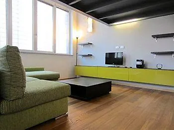 Temporary House Via Romolo Gessi Apartment Milan Italy